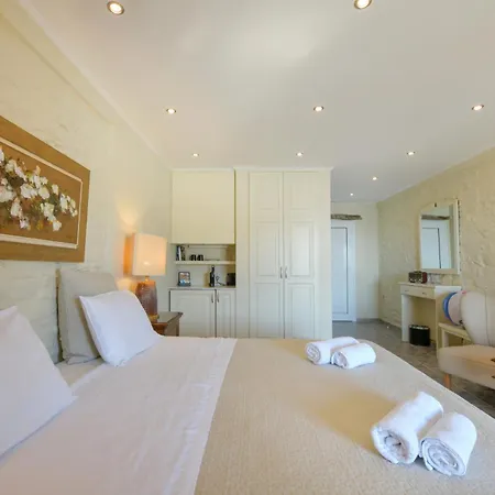 Hotel Keos By The Sea *