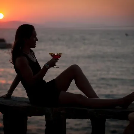 מלון Keos By The Sea